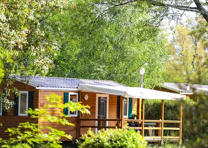 Azu'rivage مكان تخييم *