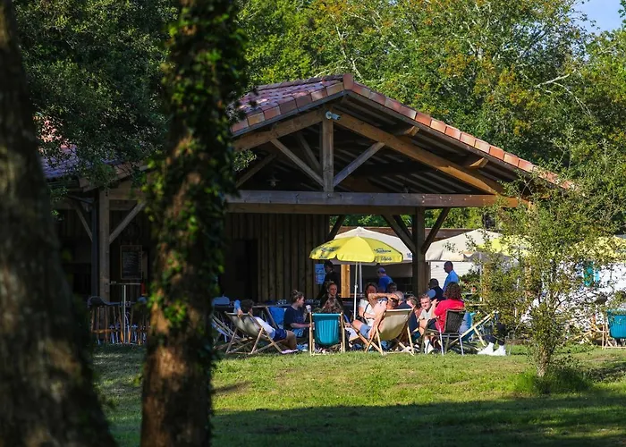 Azu'rivage Kamp alanı *